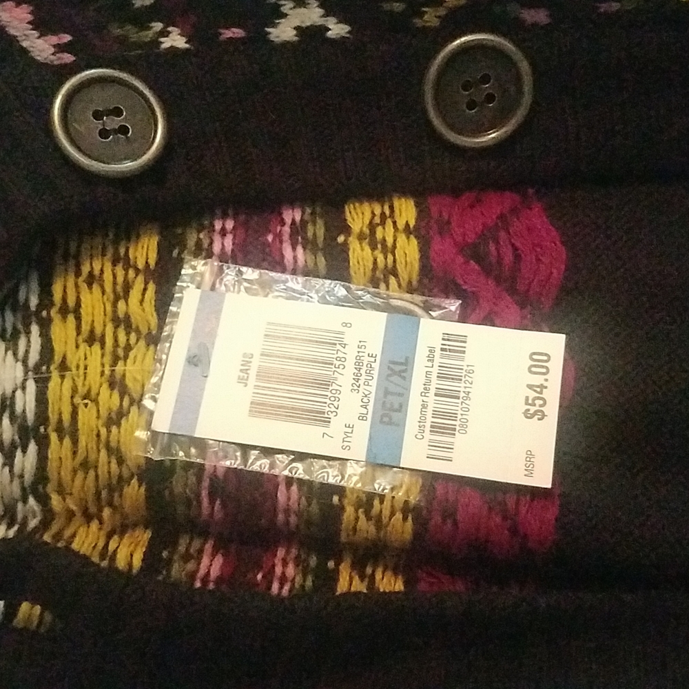 Sweater - Picture 3 of 9